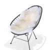 Original Acapulco Chair mit Merino Lammfell in der Farbe weiss